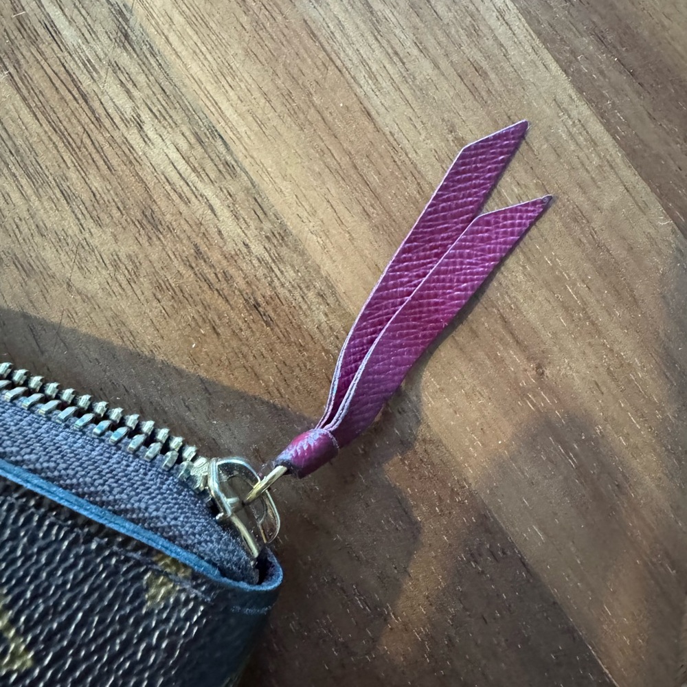 Authentic Louis Vuitton Monogram Clemence Wallet - Fuchsia - Picture 11 of 12